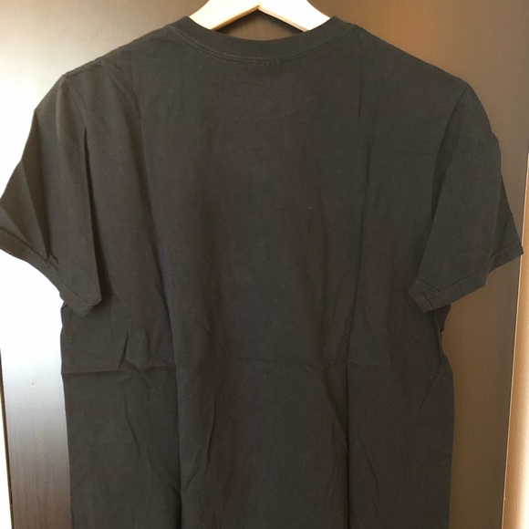 Nicki Minaj Tour Merch Shirt - Picture 4 of 4